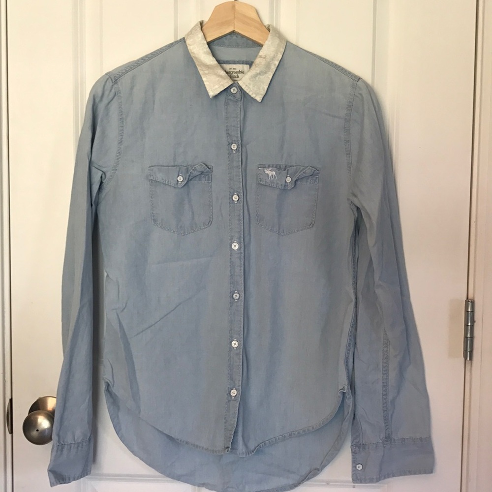 Abercrombie & Fitch button down denim top